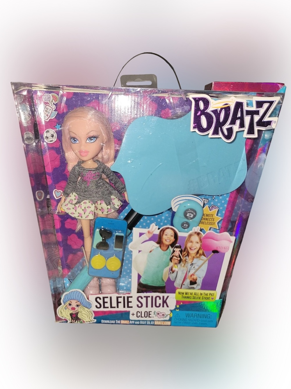 NIB Bratz Selfie Stick Cloe Bratz Doll Set 2015 Selfie Stick with Remote #059